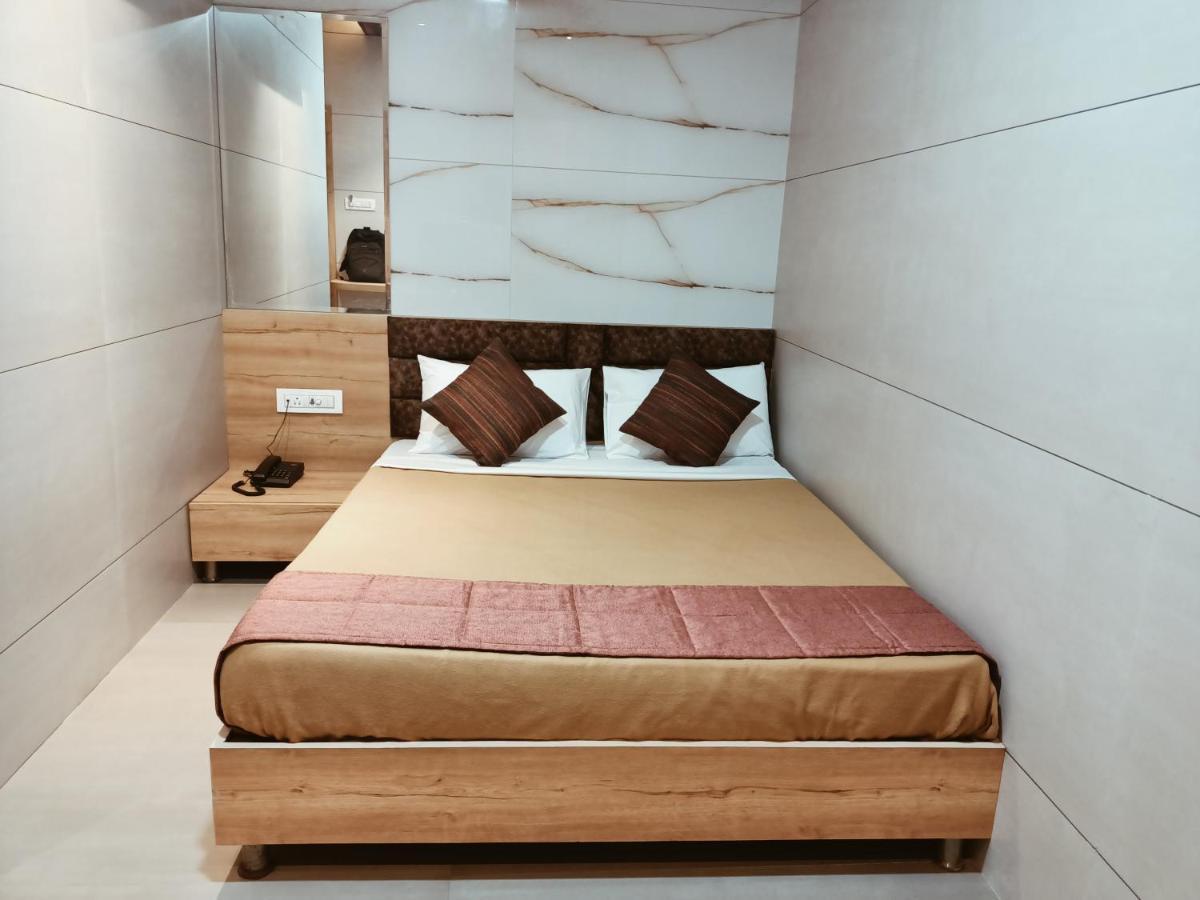 Hotel Prasad Nx Mumbai Eksteriør bilde