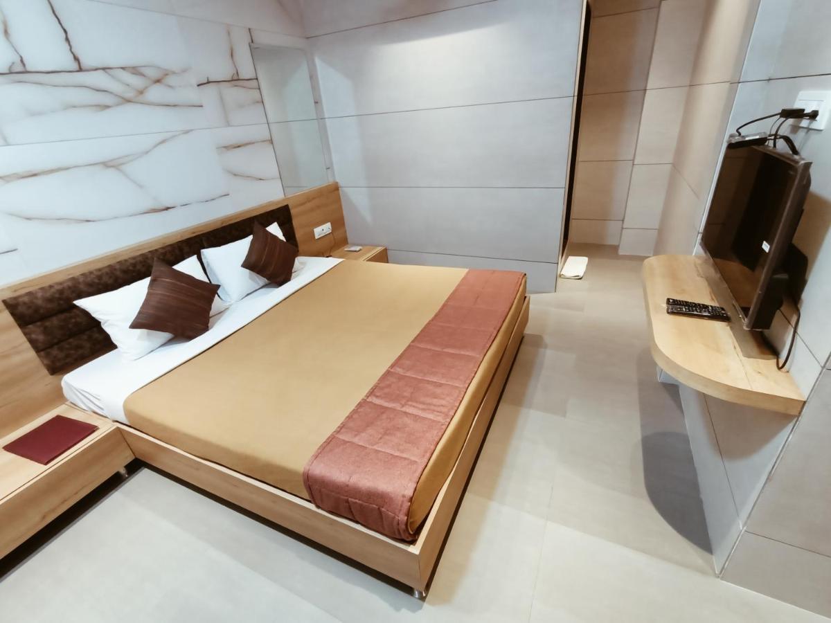 Hotel Prasad Nx Mumbai Eksteriør bilde