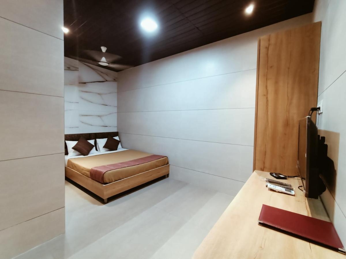 Hotel Prasad Nx Mumbai Eksteriør bilde